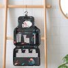 Floral Elegance on the Go: Journey Toiletry Bag - Perfect Waterproof Companion for Women