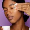 Gently Remove Eye Makeup – Almay Oil-Free Makeup Remover Pads with Aloe