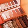 Urban Decay Naked Petite Heat Eyeshadow Palette - 6 Scorched Matte Neutrals