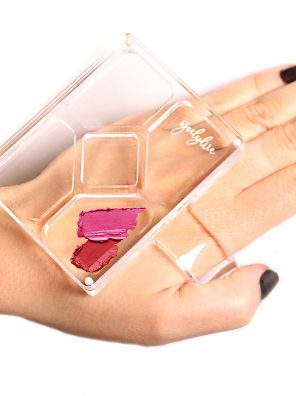 Hand Make-up Mixing Palette with Lid - Your Solution to Mess-Free and Hygienic Make-up Blending