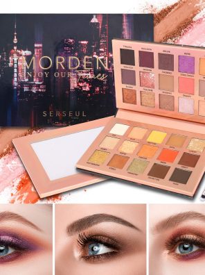 Eye Shadow Palette with Brush and Mirror